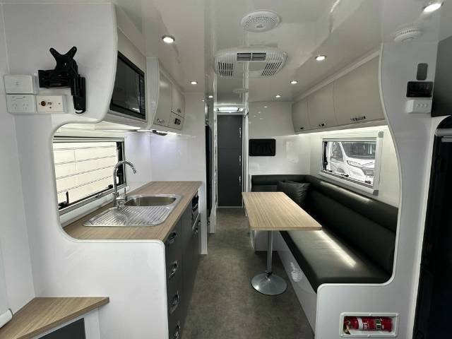 NEW 2024 SNOWY RIVER SRC22F TRIPLE BUNK CARAVAN 2 AXLE