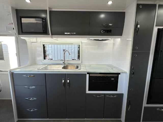 NEW 2024 SNOWY RIVER SRC22 PANTRY CARAVAN 2 AXLE