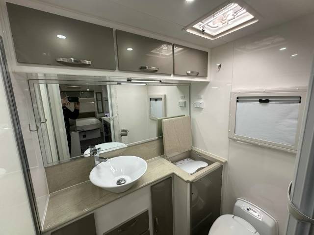 USED 2015 CONDOR IAN GRANT CRUISER CARAVAN 2 AXLE