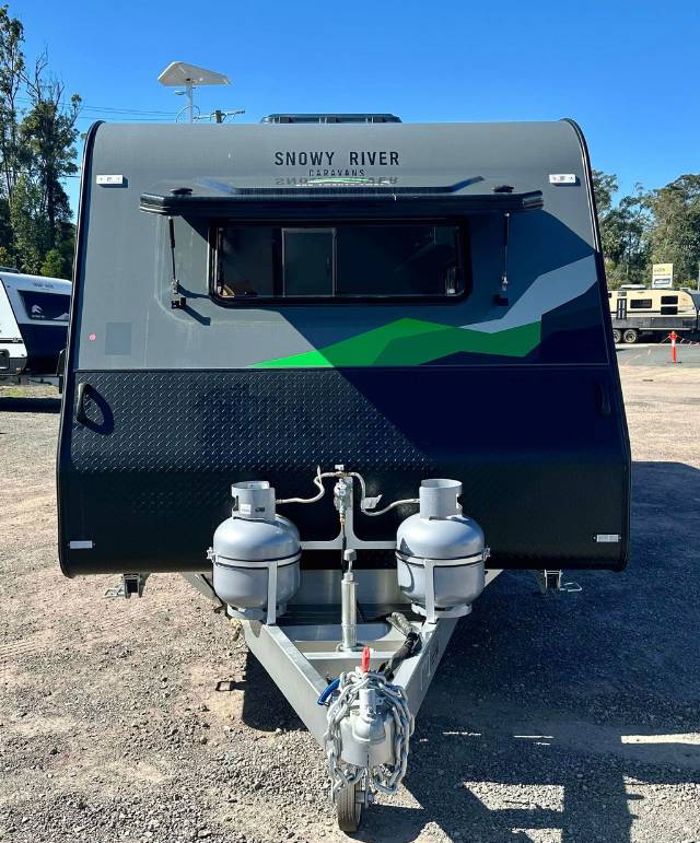 NEW 2024 SNOWY RIVER SRC22F 3 BUNK CARAVAN 2 AXLE