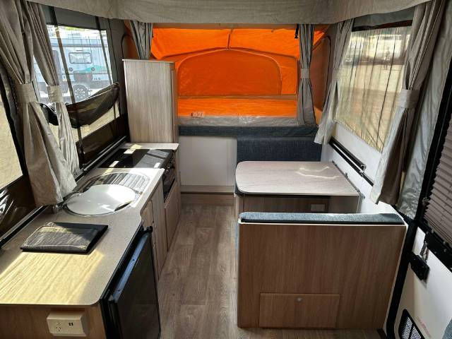 USED 2022 JAYCO EAGLE OUTBACK CARAVAN 1 AXLE