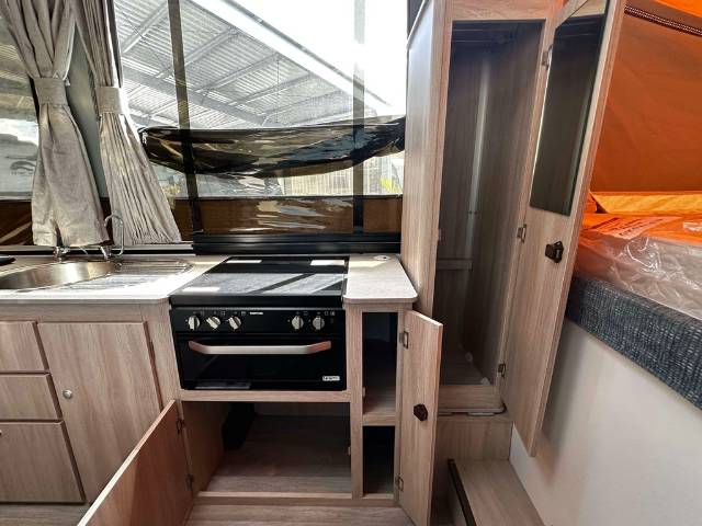 USED 2022 JAYCO EAGLE OUTBACK CARAVAN 1 AXLE