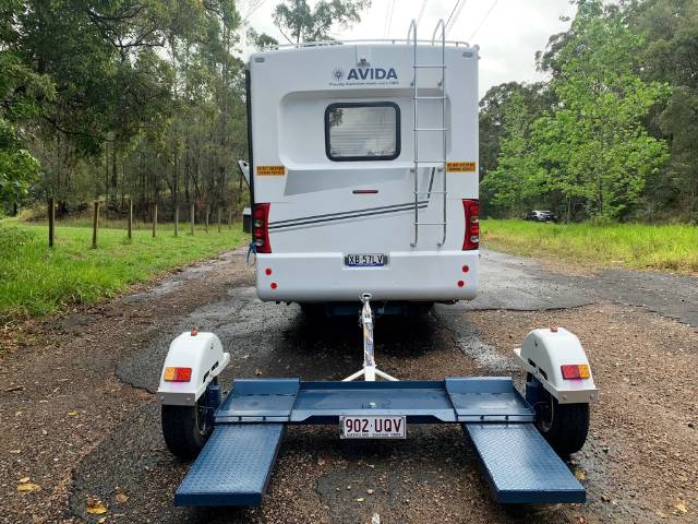 USED 2022 AVIDA LONGREACH C9836SL MOTORHOME TOW DOLLY INCl