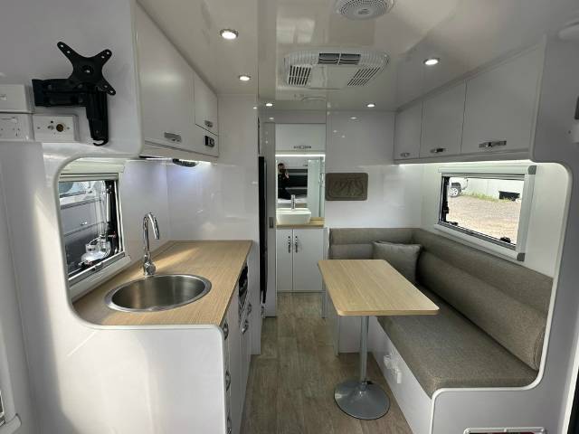 NEW 2024 SNOWY RIVER SRC17 CARAVAN 1 AXLE