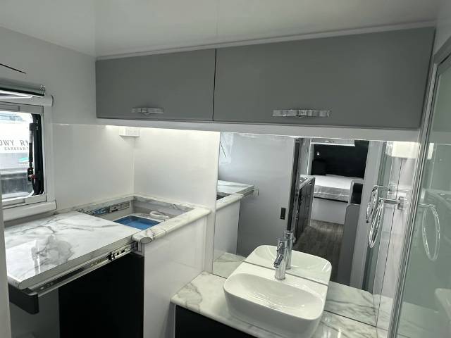 NEW 2024 SNOWY RIVER SRT20 MULTI TERRAIN CARAVAN 2 AXLE