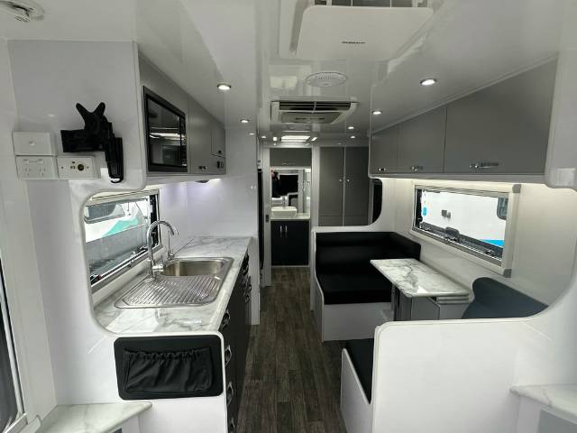 NEW 2024 SNOWY RIVER SRT20 MULTI TERRAIN CARAVAN 2 AXLE