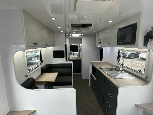 NEW 2024 SNOWY RIVER SRT19 MULTI TERRAIN CARAVAN 2 AXLE