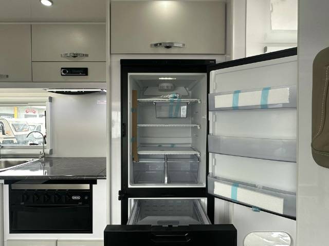 NEW 2024 SNOWY RIVER SRT22F MULTI TERRAIN CARAVAN 2 AXLE