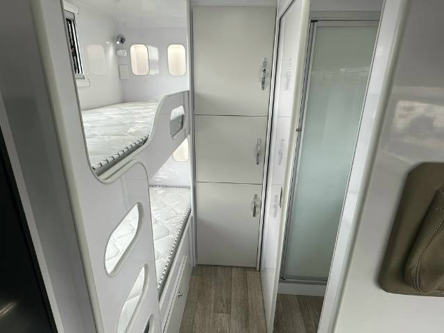 NEW 2024 SNOWY RIVER SRT22F MULTI TERRAIN CARAVAN 2 AXLE