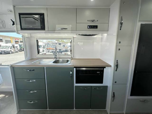 NEW 2024 SNOWY RIVER SRT20 MULTI TERRAIN CARAVAN 2 AXLE