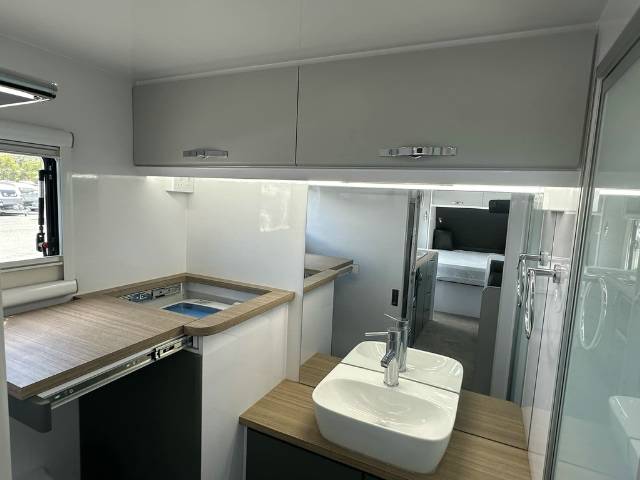 NEW 2024 SNOWY RIVER SRT20 MULTI TERRAIN CARAVAN 2 AXLE