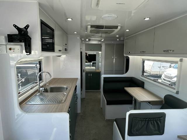 NEW 2024 SNOWY RIVER SRT20 MULTI TERRAIN CARAVAN 2 AXLE