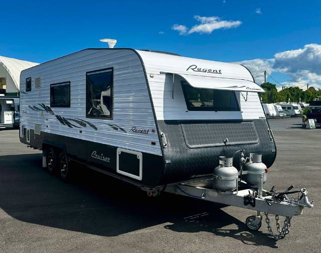 https://hub.caravea.au/storage/caravans/6EC6566/6EC6566-23726-1.jpg